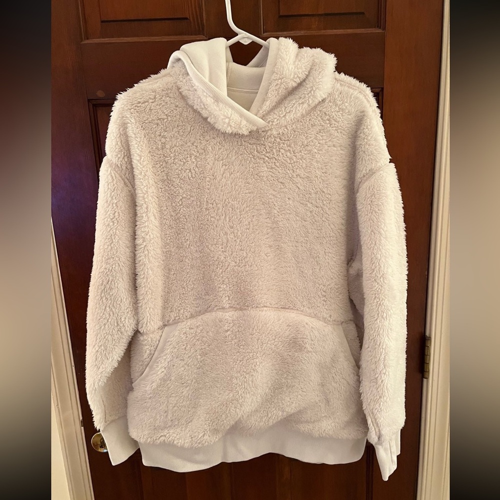 Athleta Cozy White Reversible Sherpa Hoodie